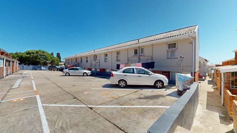 2 Bedroom Property for Sale in Sidwell Eastern Cape